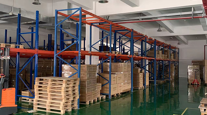 The application of engineering plastics in automobiless continues to improve